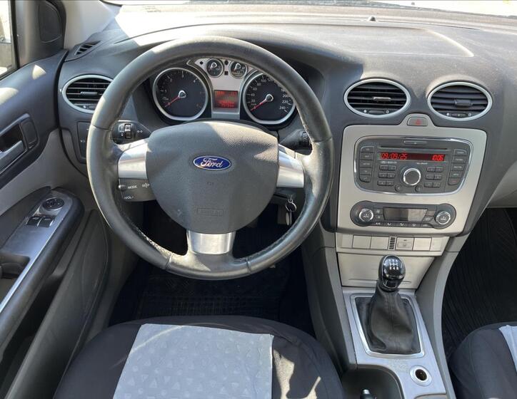 Ford Focus 13