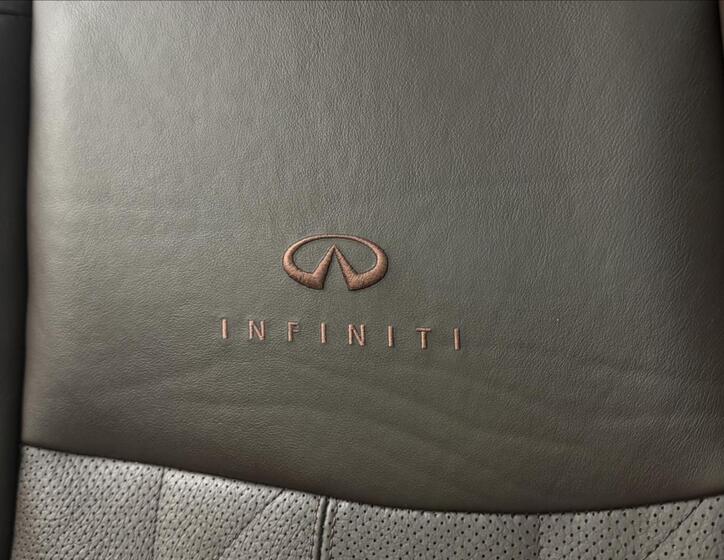 Infiniti FX30 37