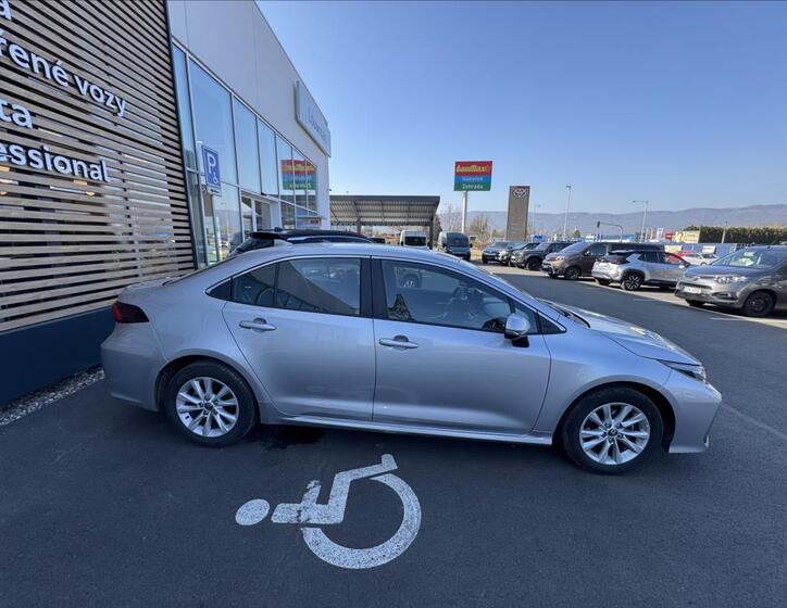 Toyota Corolla 14