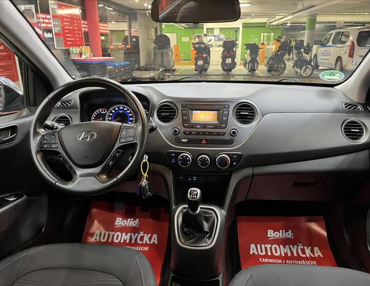 Hyundai i10 19