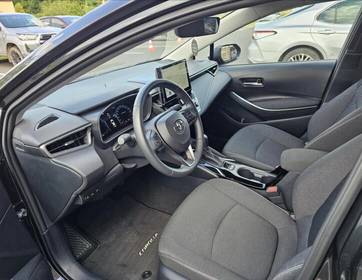 Toyota Corolla 9