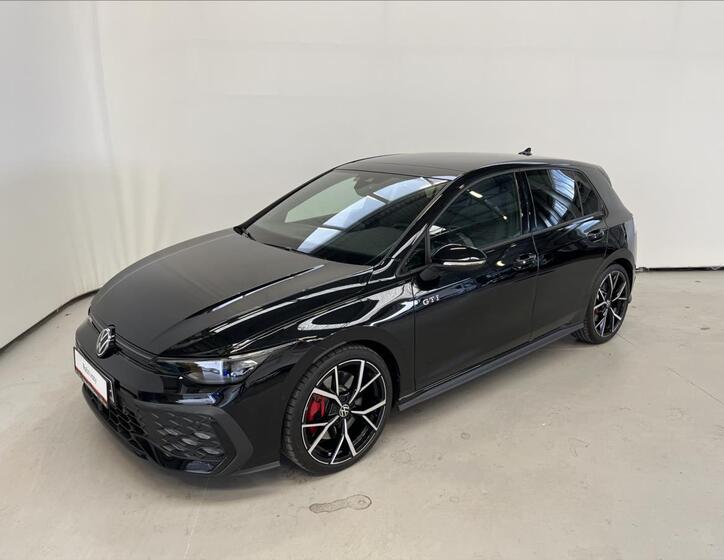 Volkswagen Golf 1