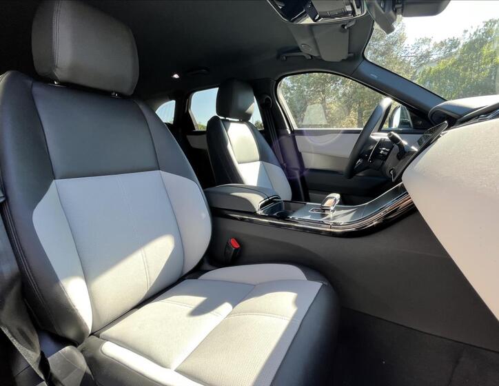 Land Rover Range Rover Velar 33