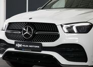 Mercedes-Benz GLE 8