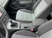 Volkswagen Golf 27