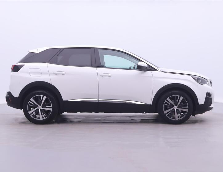 Peugeot 3008 8