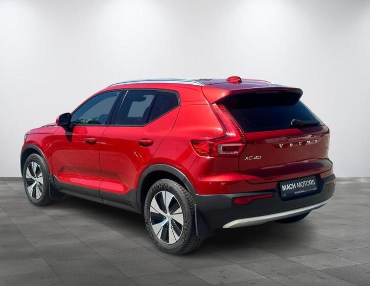 Volvo XC40 3