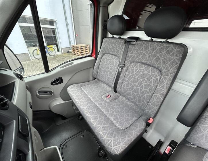Renault Master 9