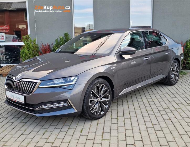 Škoda Superb 1
