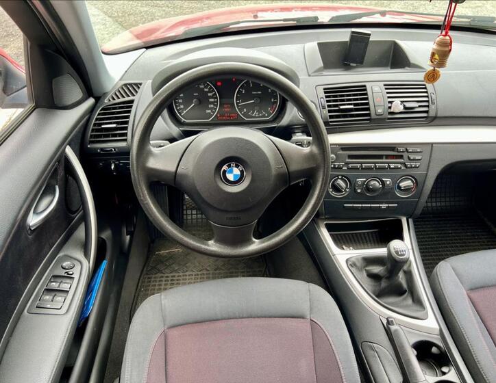 BMW Řada 1 18