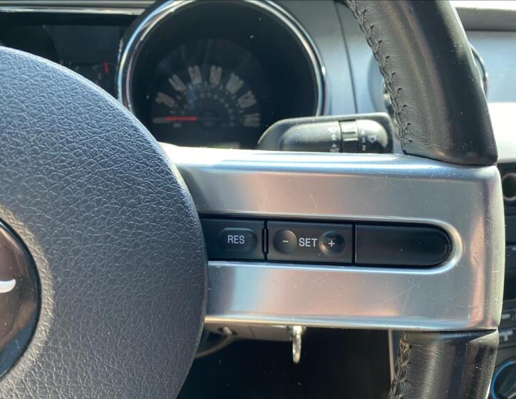 Ford Mustang 16