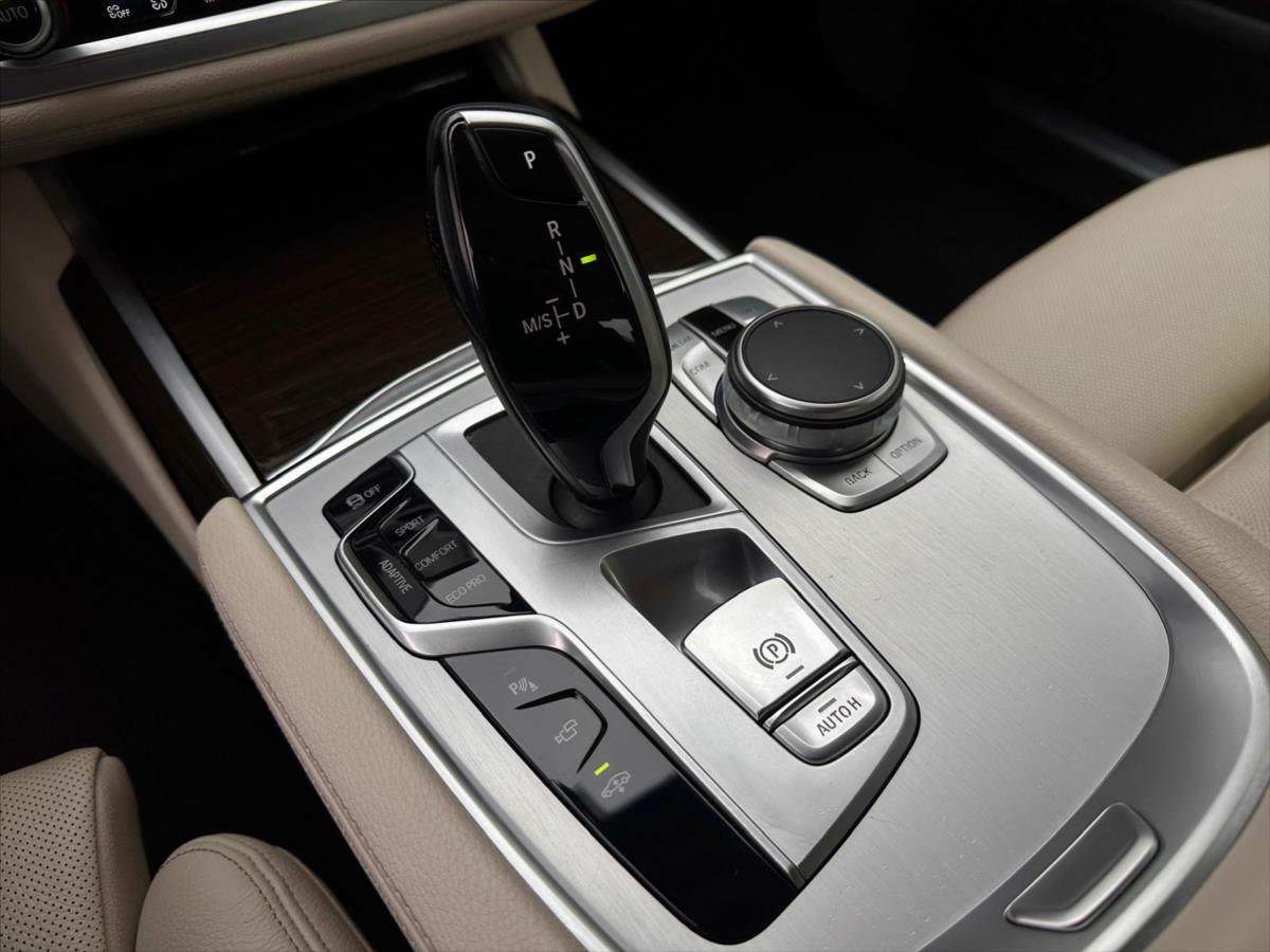 BMW Řada 7