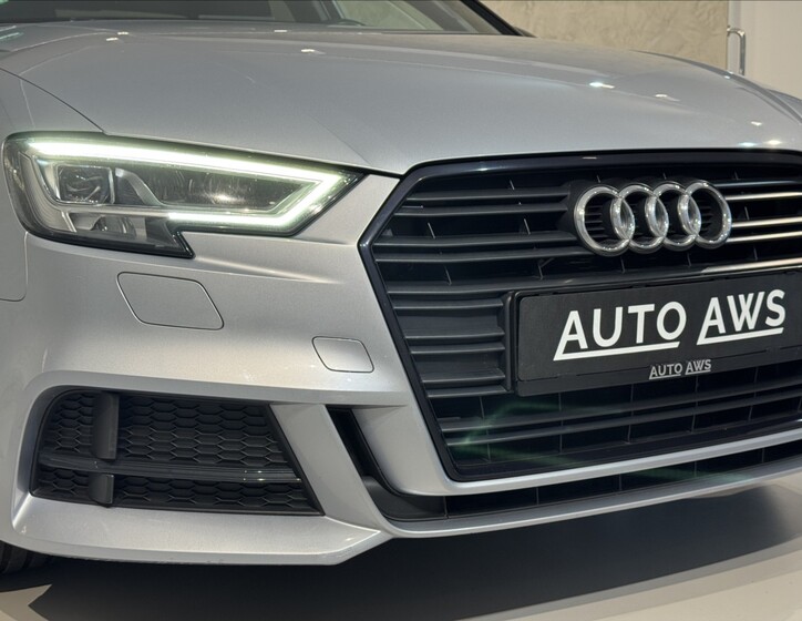 Audi A3 8