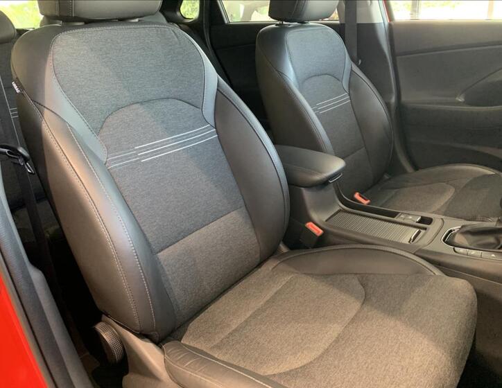 Hyundai i30 45