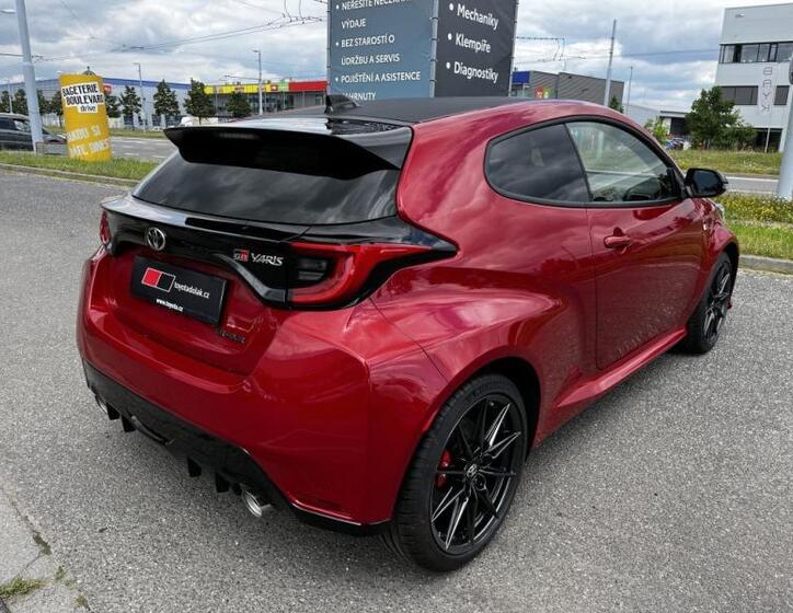 Toyota GR Yaris 4
