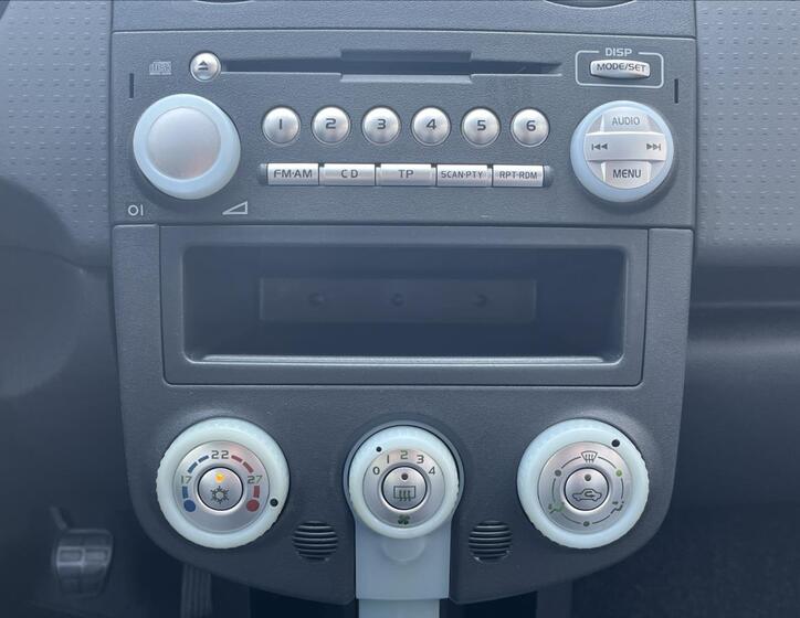 Mitsubishi Colt 12