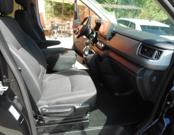 Renault Trafic 19