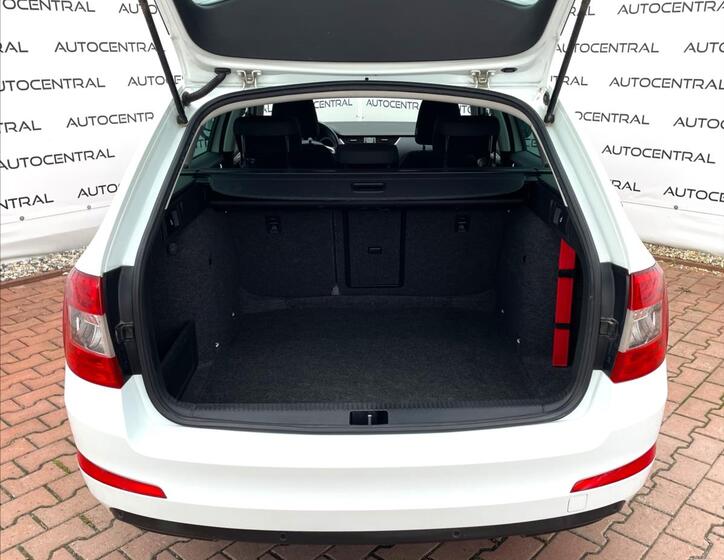 Škoda Octavia 11