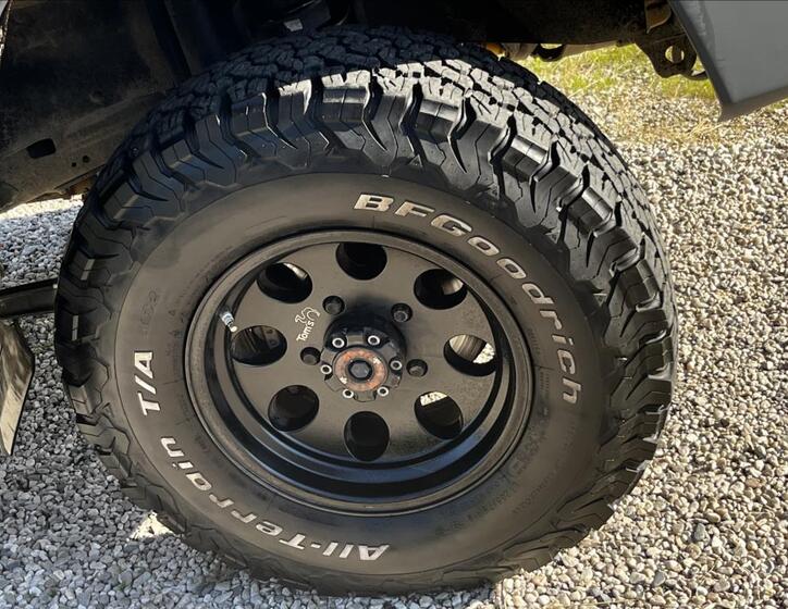 Toyota Land Cruiser 7