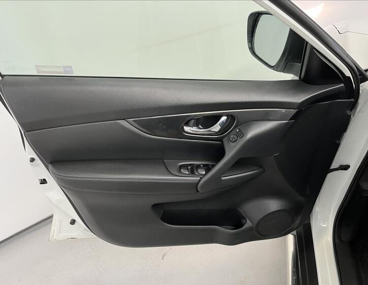 Nissan X-Trail 24
