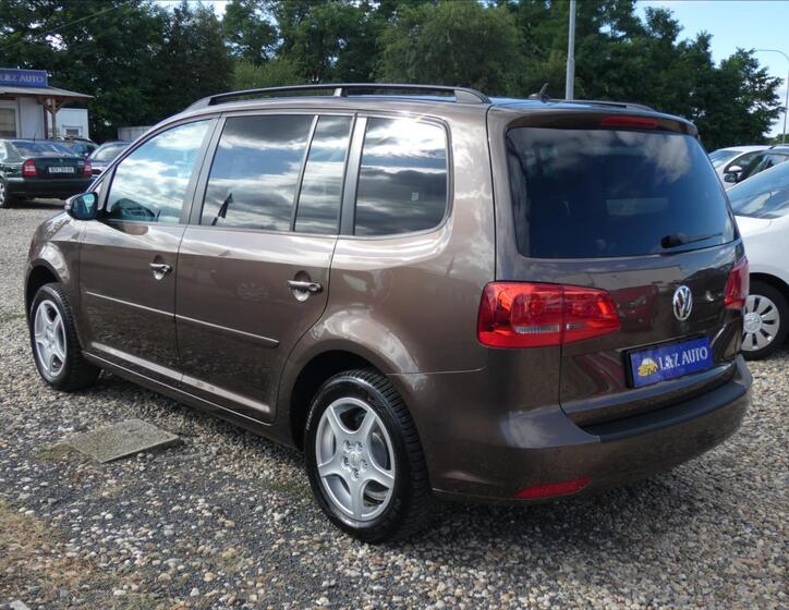 Volkswagen Touran 4