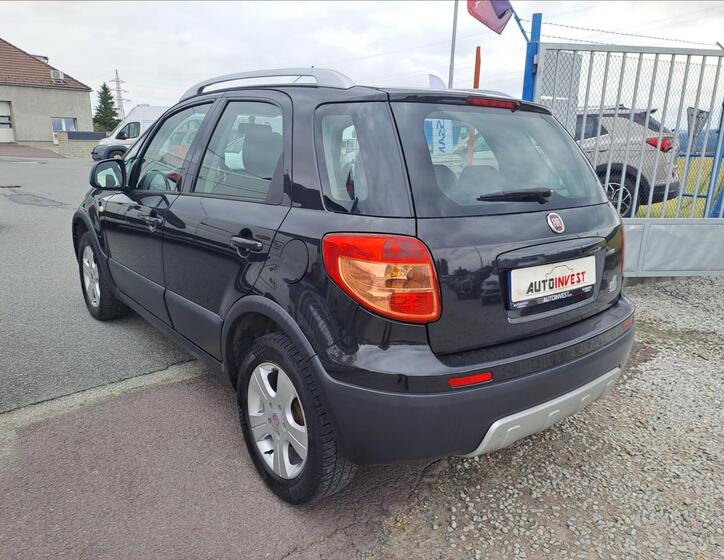 Fiat Sedici 4