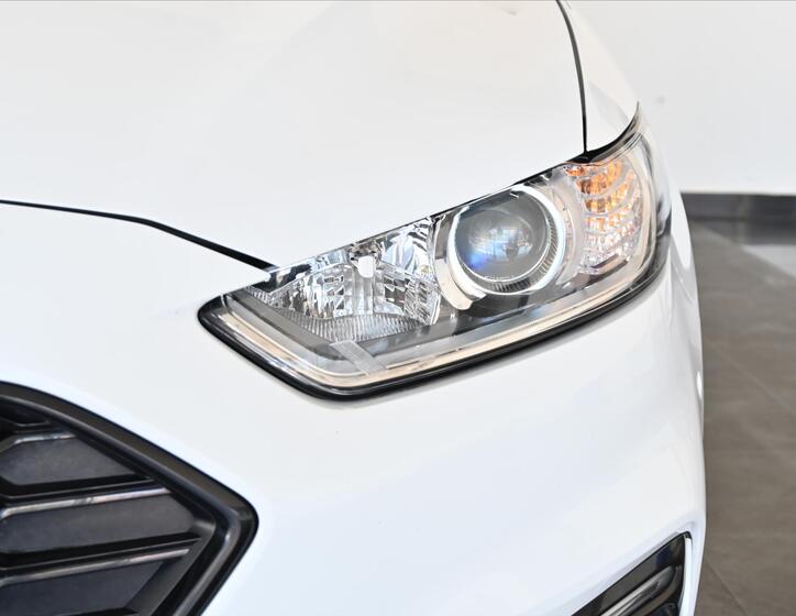 Ford Mondeo 31
