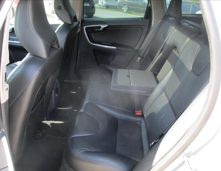 Volvo XC60 8