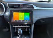 MG ZS 10