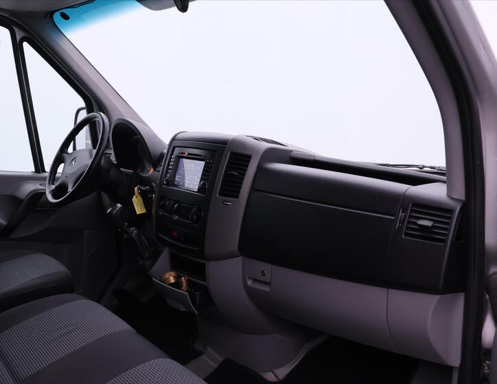 Mercedes-Benz Sprinter 29