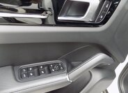 Porsche Cayenne 22
