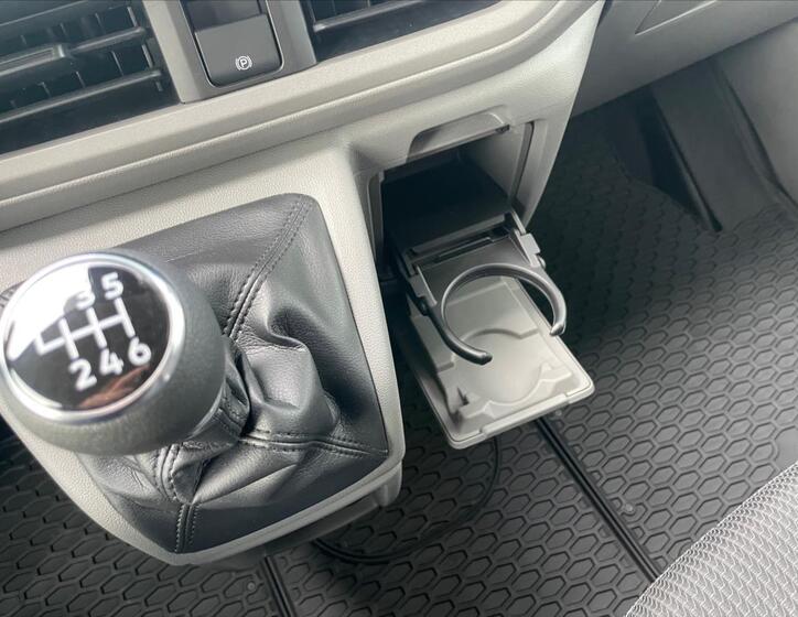 Volkswagen Transporter 11