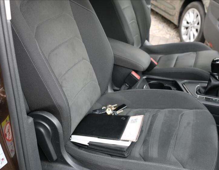 Volkswagen Tiguan 30