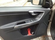 Volvo XC60 4