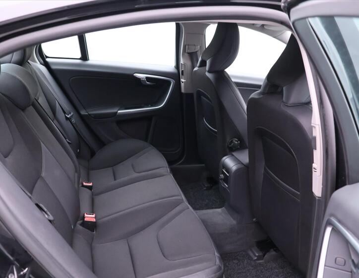 Volvo S60 12