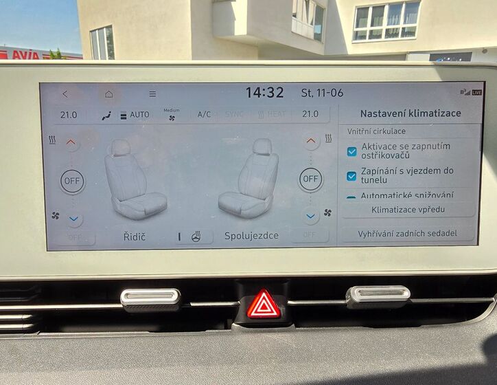 Hyundai IONIQ 21