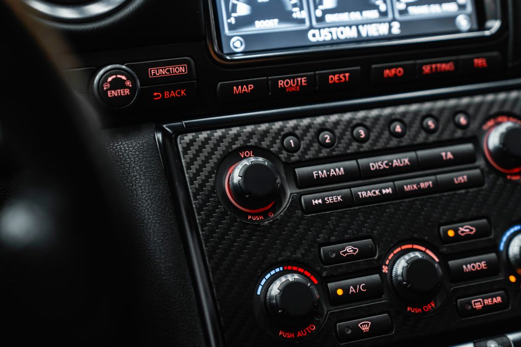 Nissan GT-R