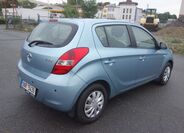 Hyundai i20 6