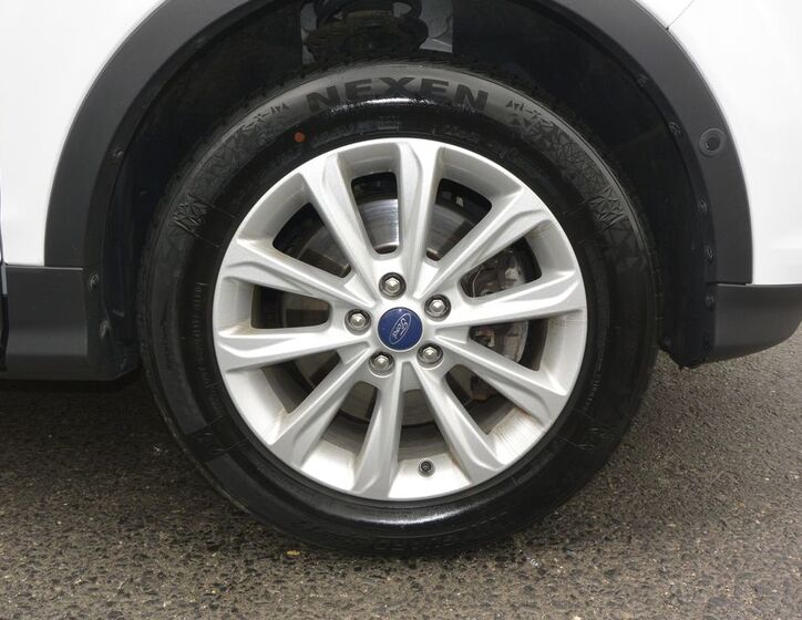 Ford Kuga 39