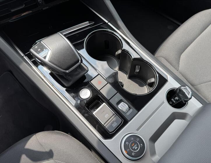 Volkswagen Touareg 19