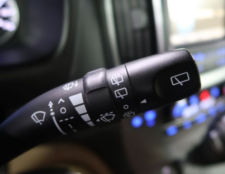 Hyundai H 1 28