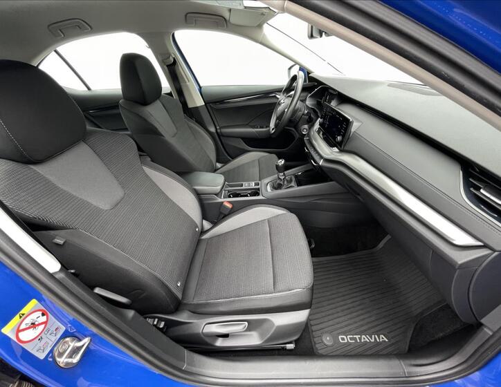 Škoda Octavia 16