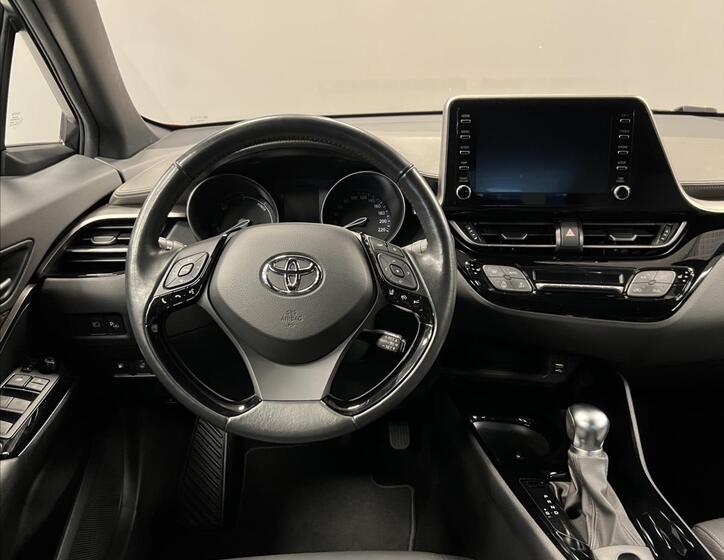 Toyota C-HR 5