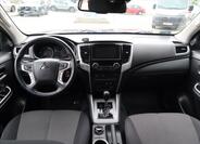 Mitsubishi L200 12