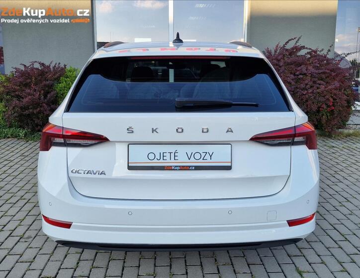 Škoda Octavia 9