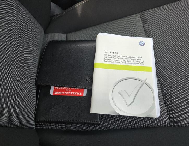 Volkswagen Golf 38