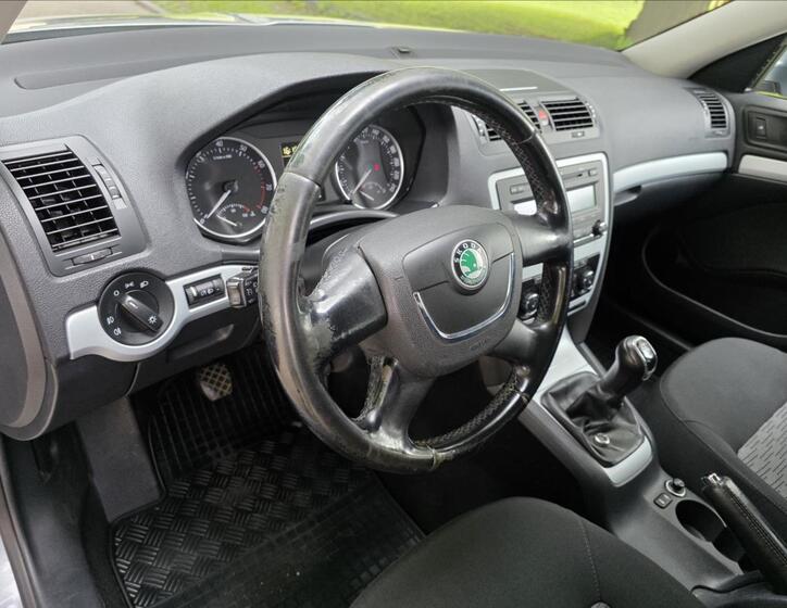 Škoda Octavia 11