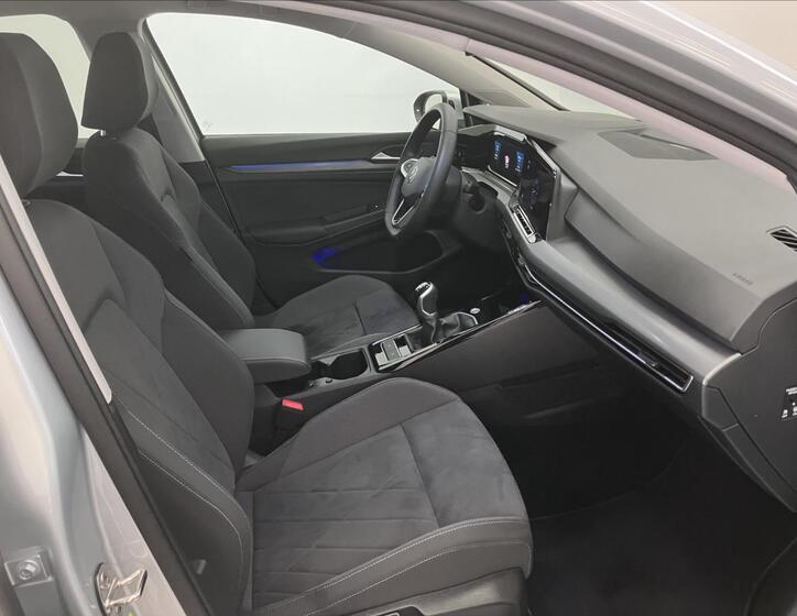 Volkswagen Golf 17