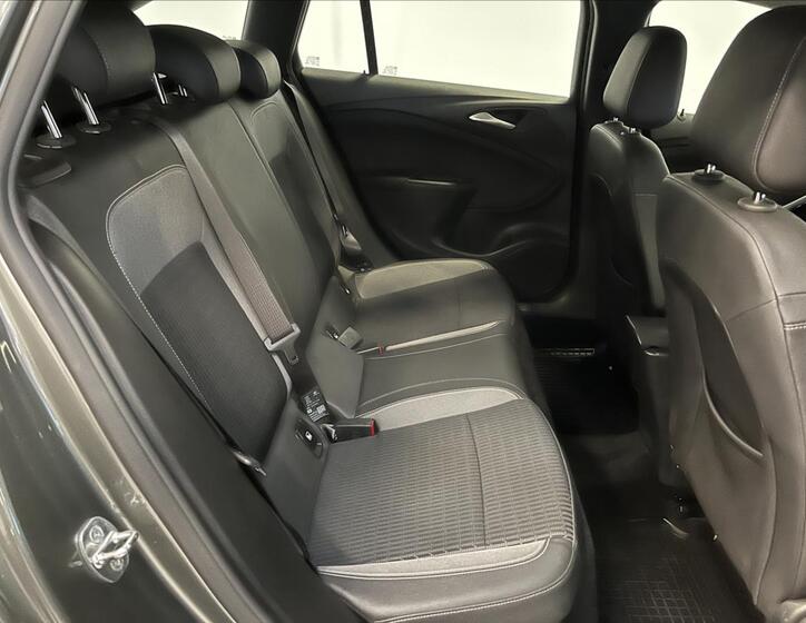 Opel Astra 23