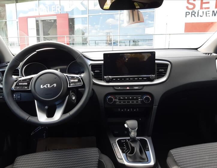 KIA Ceed 10